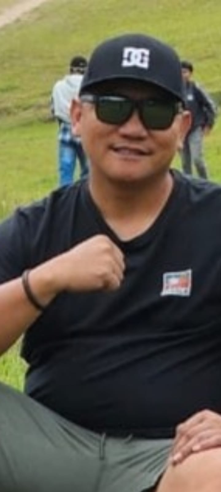 Terkait status