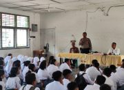 Pengenalan Murid Baru SMAN 1 Sibolga, Kasat Binmas Polres Sibolga Berikan Materi