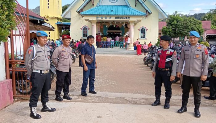 Polres Tapteng Lakukan Pengamanan Gereja Ibadah Natal 2024